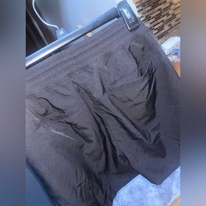 Old Navy High-Waisted StretchTech Shorts 3.5-inch inseam Black XL